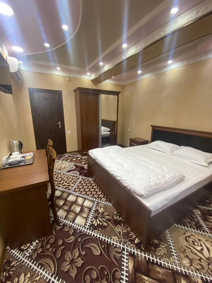 Vostok Hotel Buchara Exteriör bild